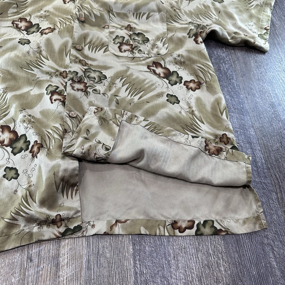 Tommy Bahama Men's 100% Silk Floral Shirt Short Sleeve Button Down Size XL - Picture 6 of 10